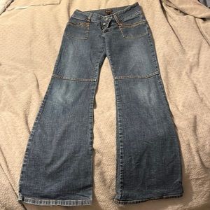 Low rise jeans